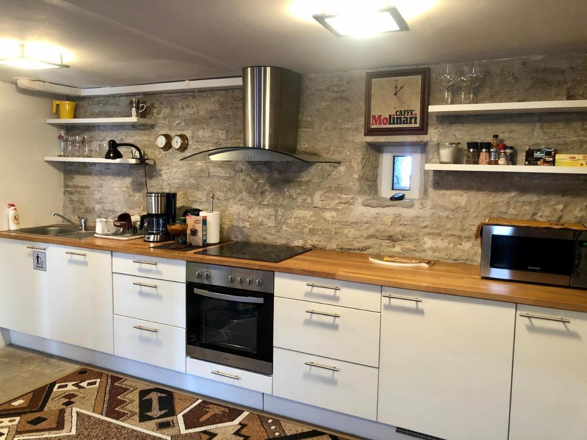 Kauba 6A Apartment Κουρεσάαρε Εξωτερικό φωτογραφία