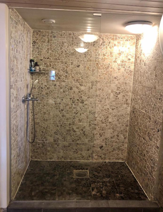 Kauba 6A Apartment Κουρεσάαρε Εξωτερικό φωτογραφία